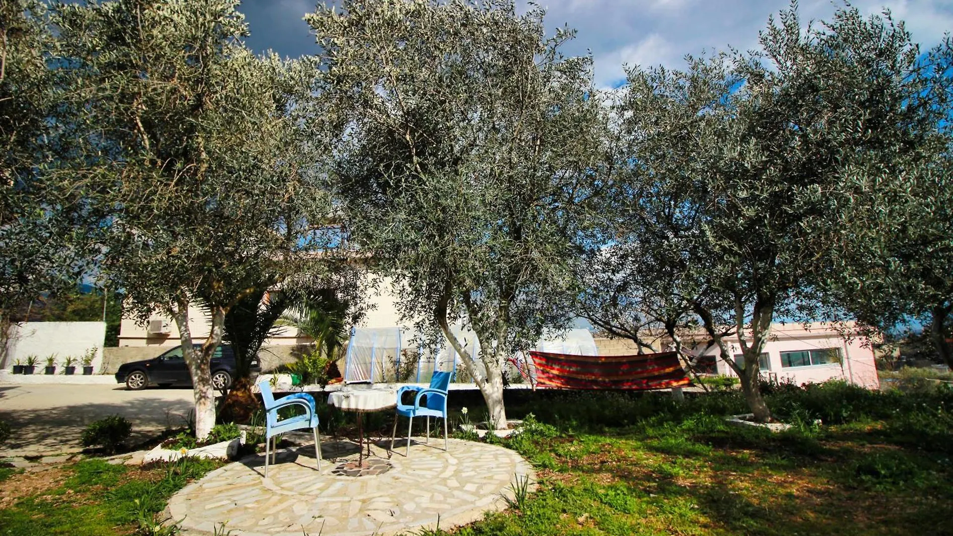 The Olives Lazarat Hotel 0*,  Albania
